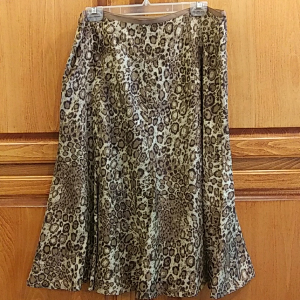 Liz Claiborne Animal print skirt